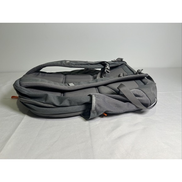 Men's The North Face Jester Flexvent Day Pack Backpack Laptop Bag Grey W/ Orange - Picture 9 of 16